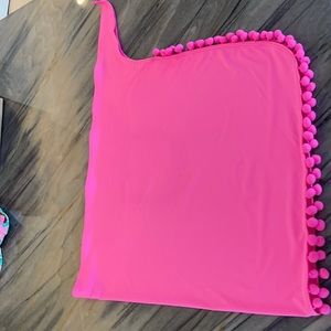 Lilly Pulitzer Sarong. Size XS/S. New without Tags.